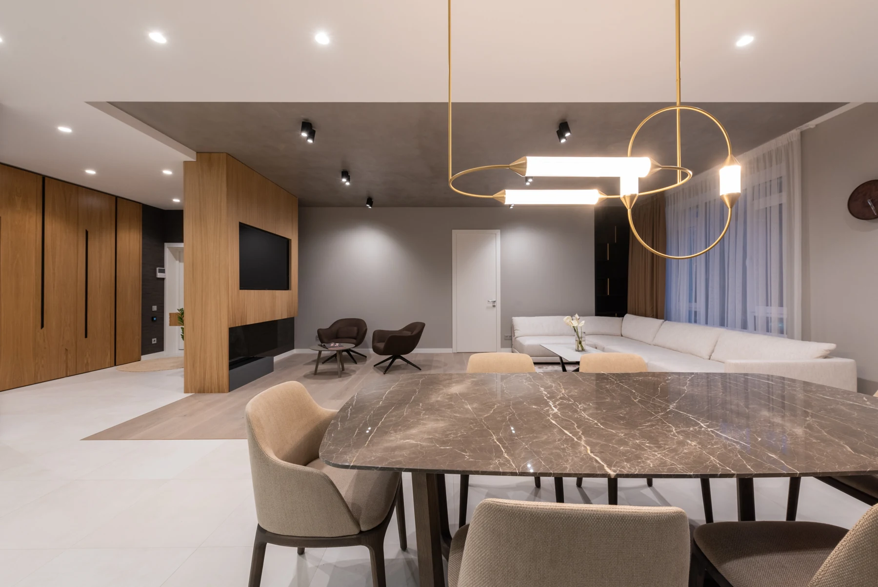 The warm dining room from the Stallion Dining design catalog